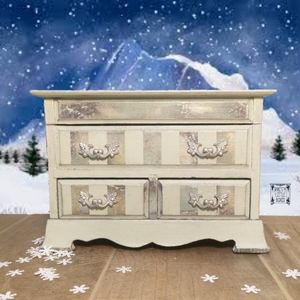 Frosty Window Vintage Musical Jewelry Box